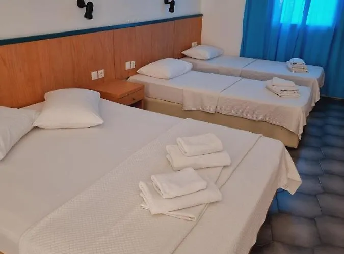 Sunrise In Apartamento Perissa (Santorini)