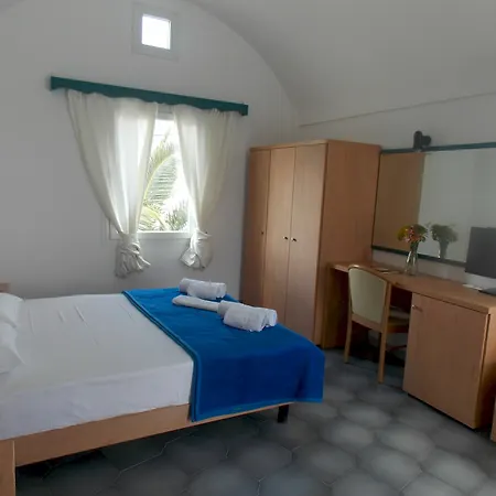 Daire Sunrise In Perissa (Santorini)